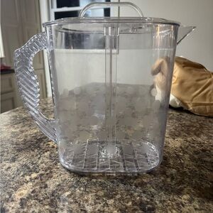 PAMPERED CHEF QUICK STIR PITCHER 1 GALLON